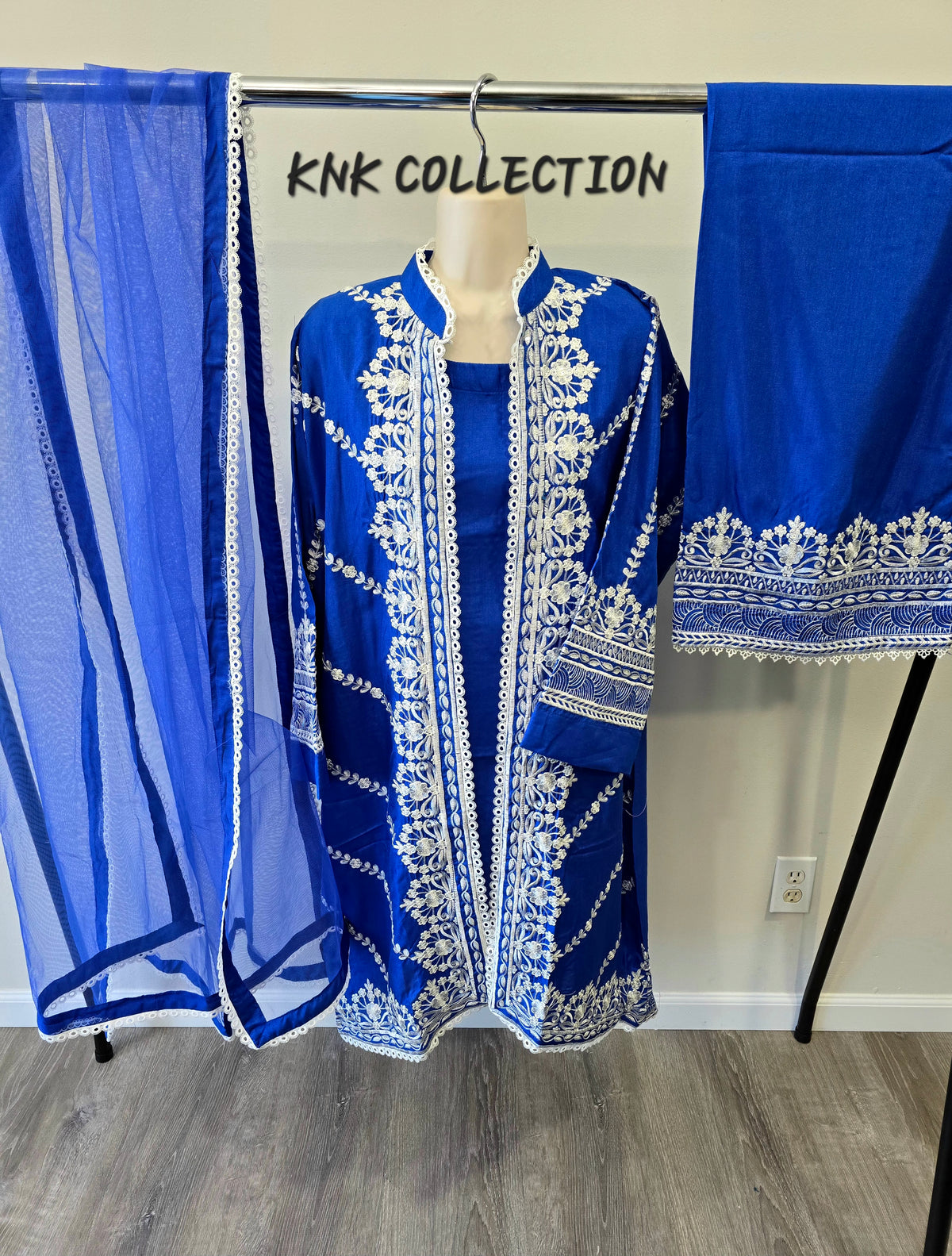 4pc EMBROIDERED COAT STYLE