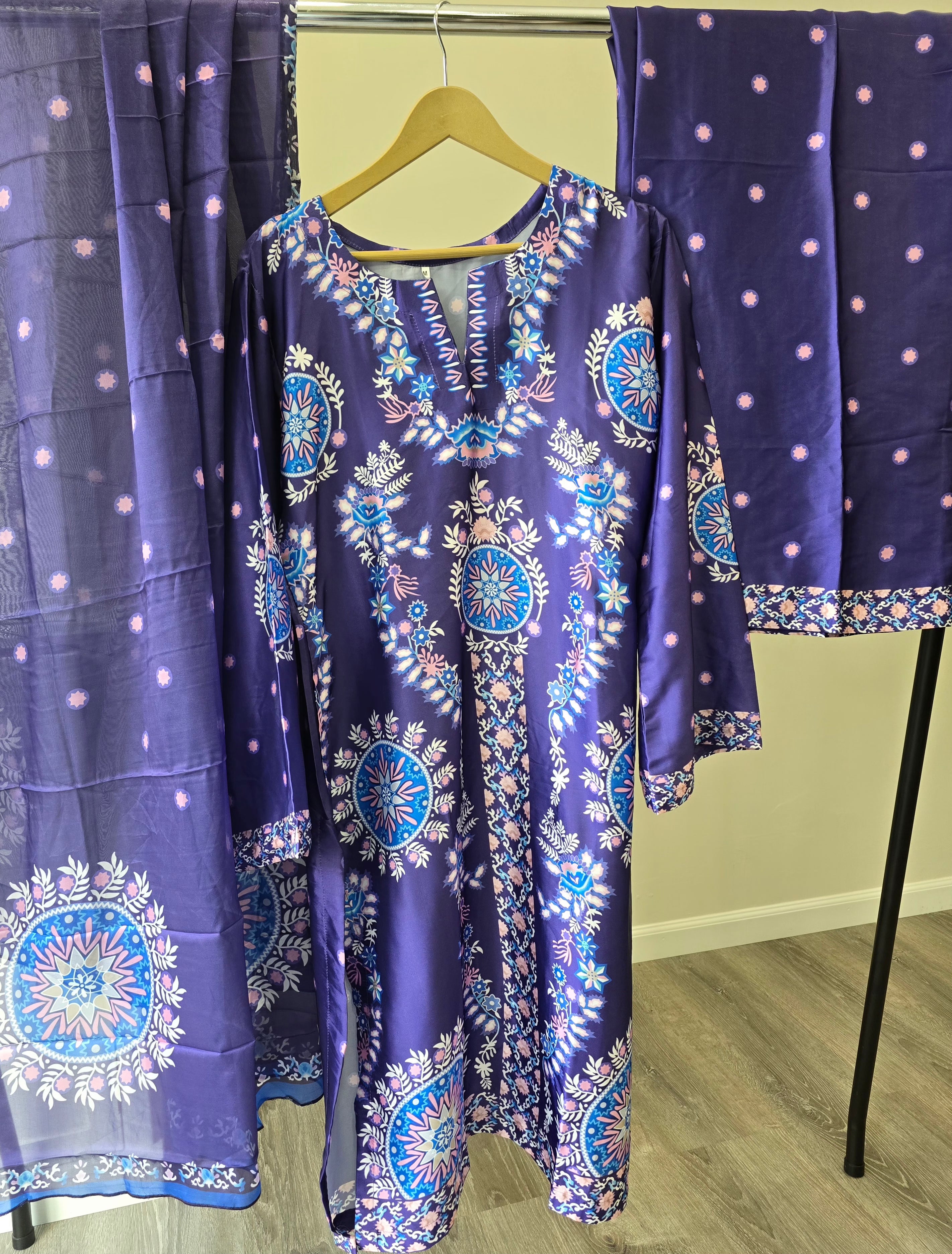 DIGITAL SILK OUTFIT