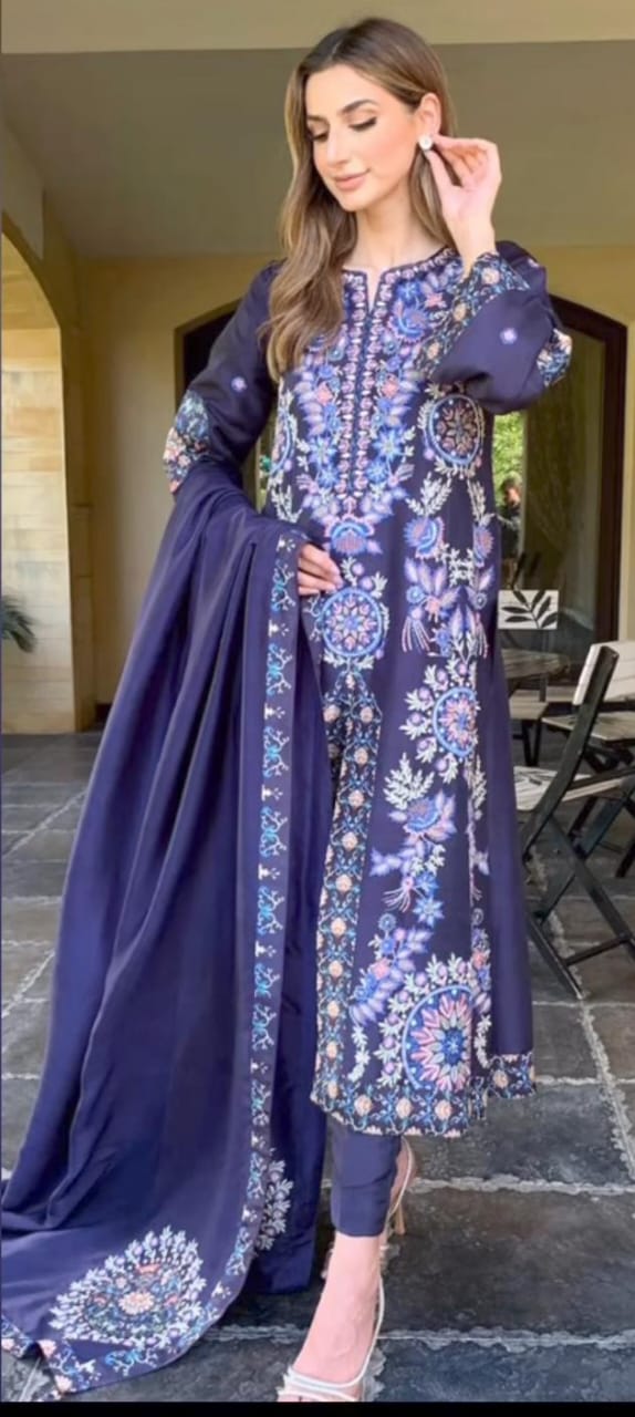 DIGITAL SILK OUTFIT