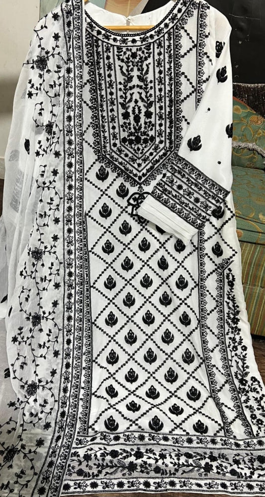 EMB CHIFFON OUTFIT